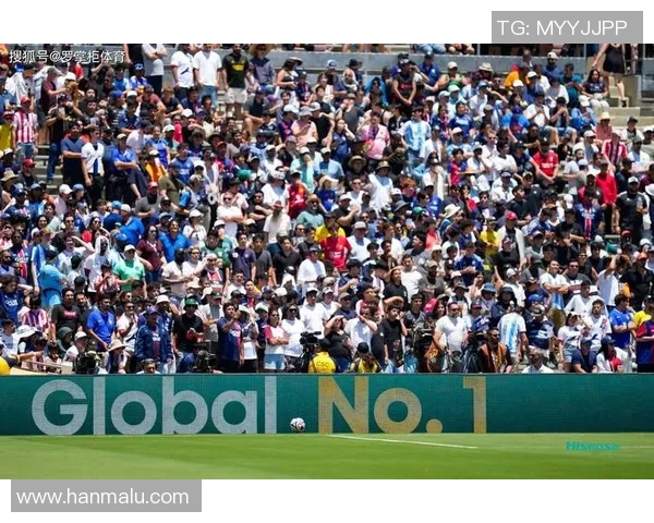 巴黎圣日耳曼主场遭球迷袭击，警方介入调查加强安保