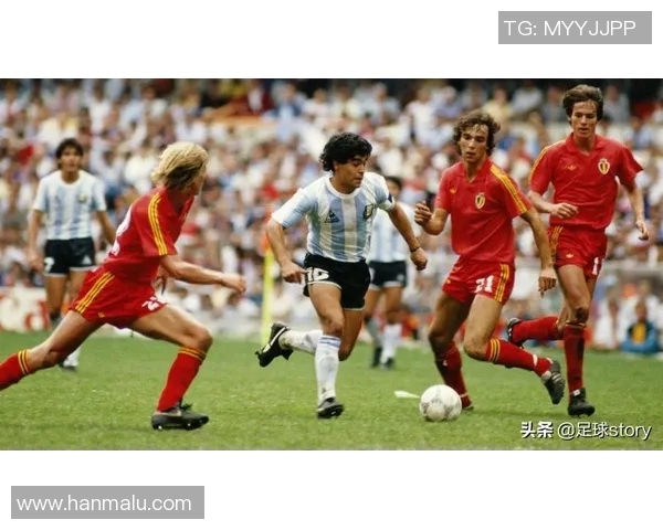 马拉多纳与切格瓦拉：足球与革命的交汇