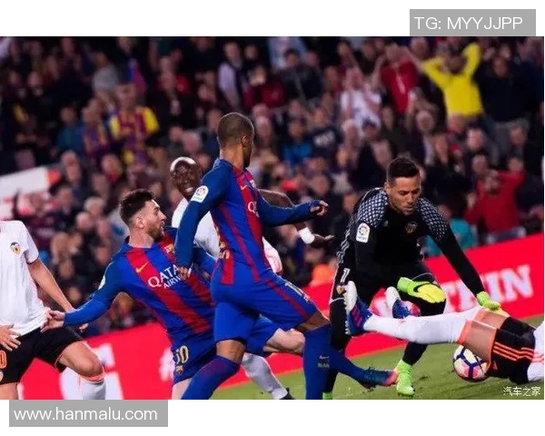 梅西助巴塞罗那2-0战胜巴伦西亚，重回西甲榜首