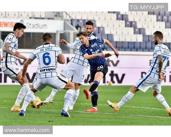 沙尔克04备战德甲：调整阵容迎接新赛季挑战